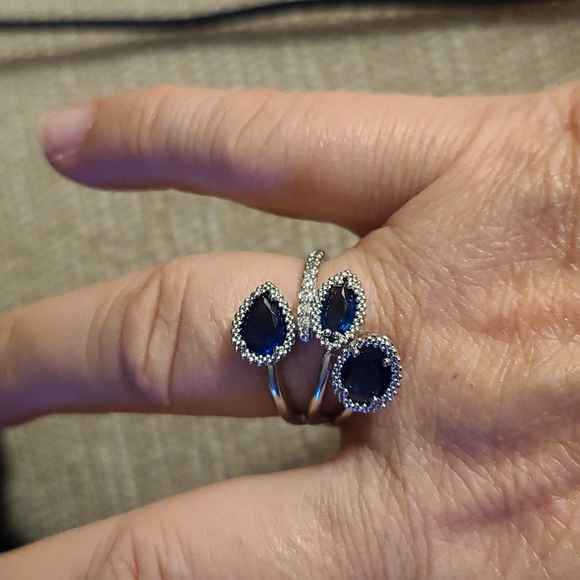 Ring - Picture 5 of 5